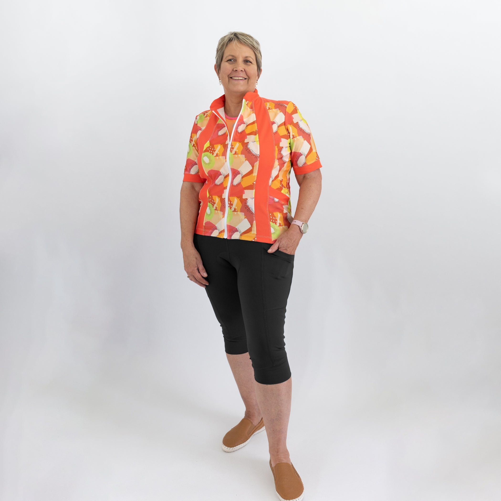 Model size 14 wearing Tourer 3/4 padded knicks in black