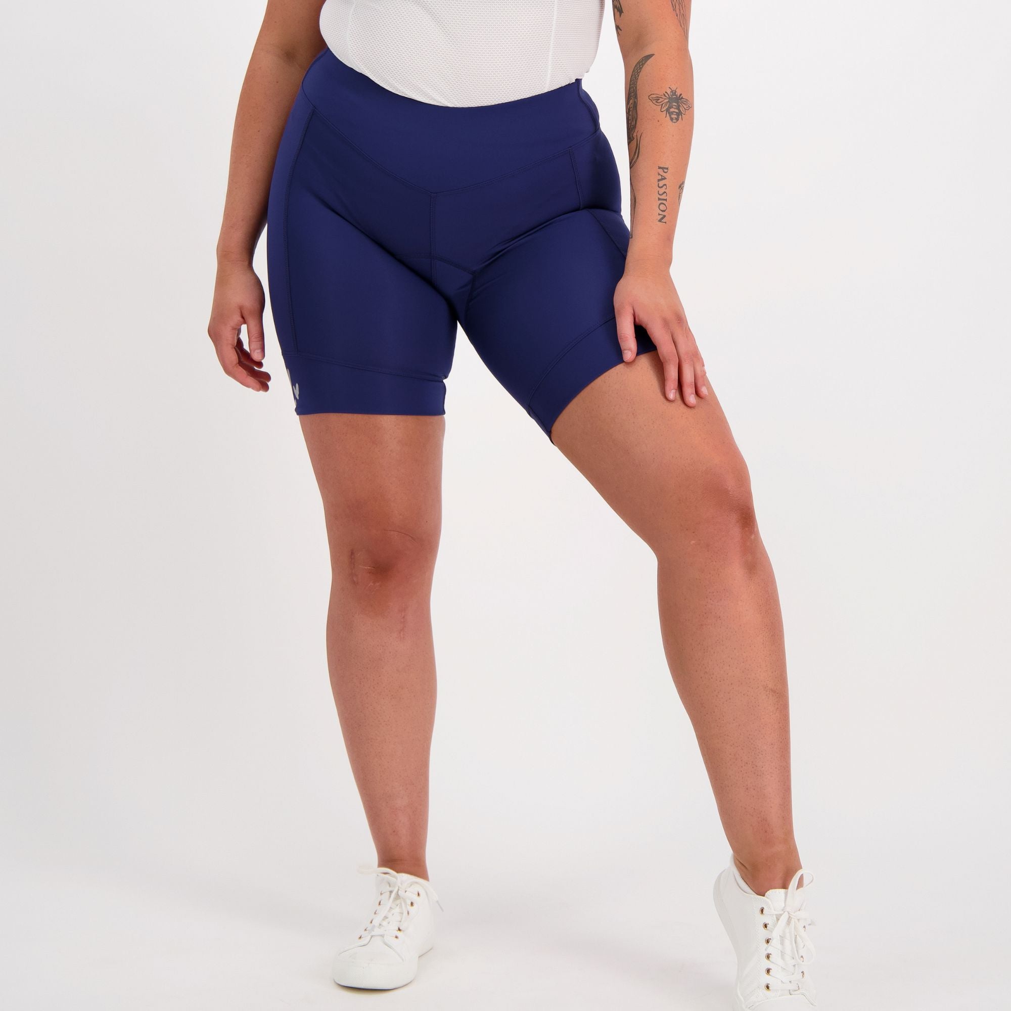 front view of female model wearing bay blue cruiser padded bike pants