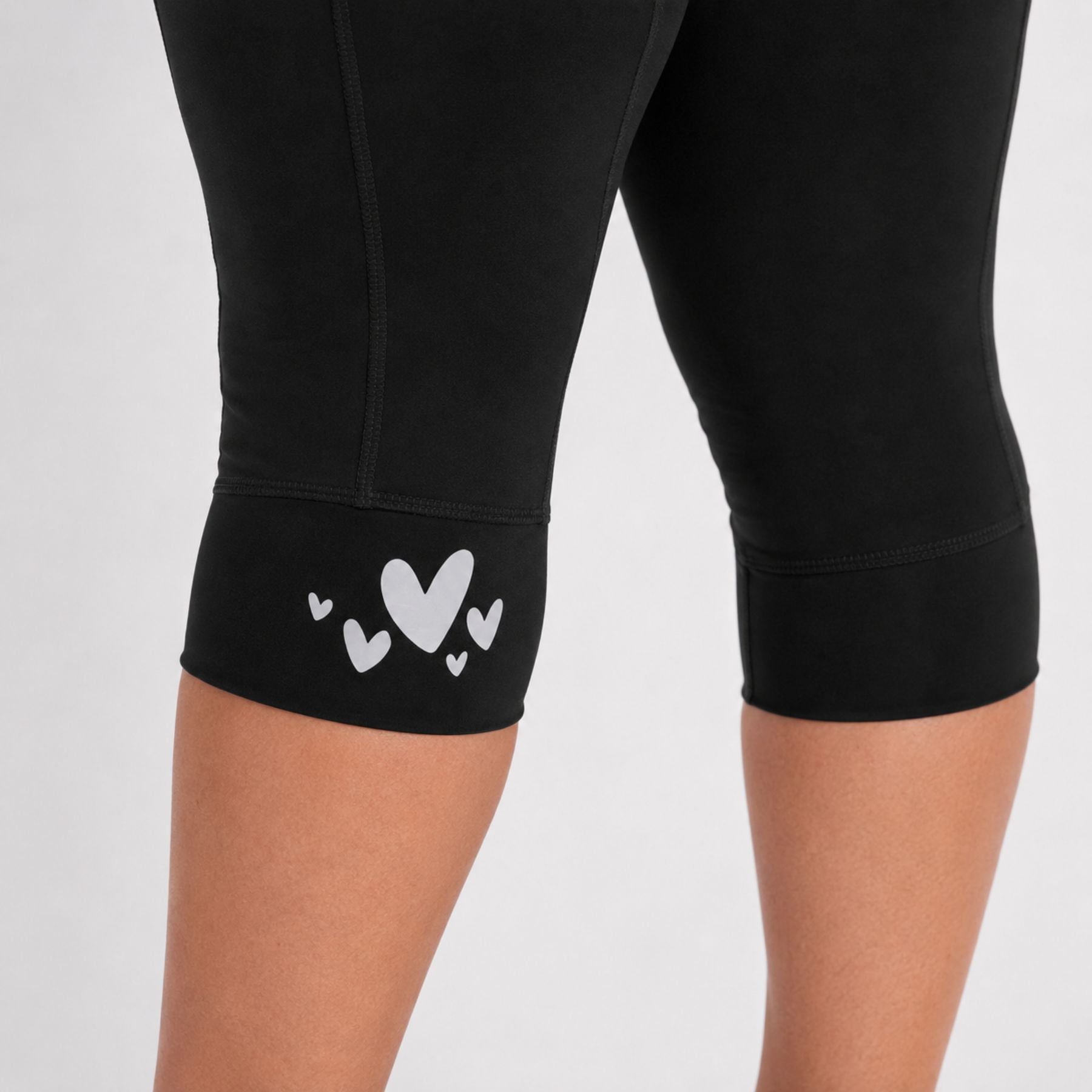 Essential Pocket 3/4 Padded Cycling Pants - Black